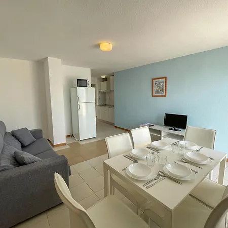 Apartamento Oropesa Primera Línea 3000 *